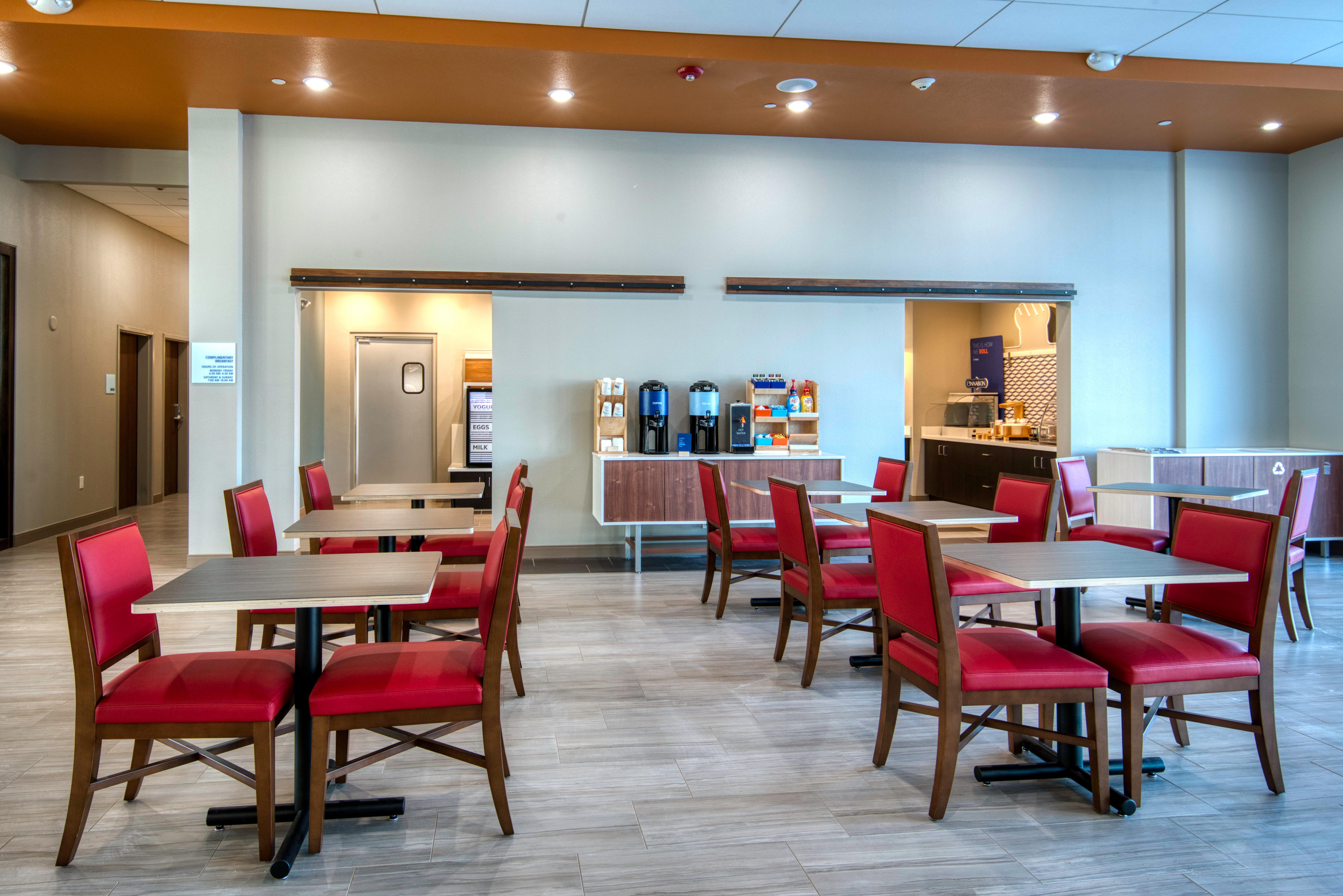 Holiday Inn Express & Suites - Omaha Downtown - Airport By Ihg Buitenkant foto