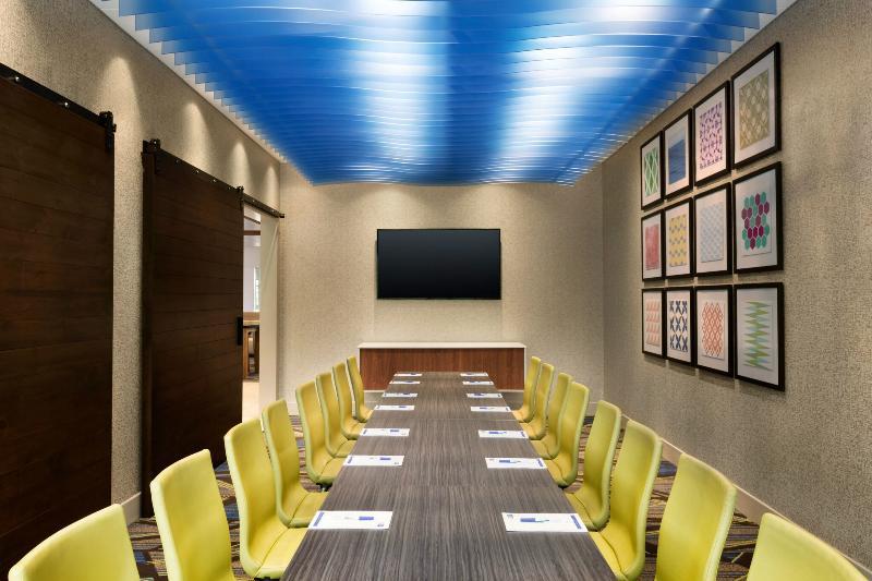 Holiday Inn Express & Suites - Omaha Downtown - Airport By Ihg Buitenkant foto